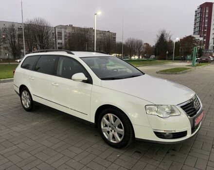 Белый Фольксваген Пассат Вариант, объемом двигателя 2 л и пробегом 273 тыс. км за 4999 $, фото 5 на Automoto.ua