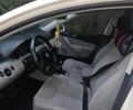 Белый Фольксваген Пассат Вариант, объемом двигателя 2 л и пробегом 290 тыс. км за 6500 $, фото 5 на Automoto.ua