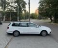 Белый Фольксваген Пассат Вариант, объемом двигателя 2 л и пробегом 250 тыс. км за 3550 $, фото 4 на Automoto.ua