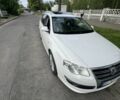 Белый Фольксваген Пассат Вариант, объемом двигателя 2 л и пробегом 290 тыс. км за 6500 $, фото 1 на Automoto.ua