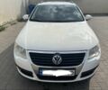 Белый Фольксваген Пассат Вариант, объемом двигателя 1.6 л и пробегом 333 тыс. км за 5238 $, фото 1 на Automoto.ua