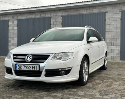 Белый Фольксваген Пассат Вариант, объемом двигателя 1.4 л и пробегом 300 тыс. км за 4800 $, фото 1 на Automoto.ua