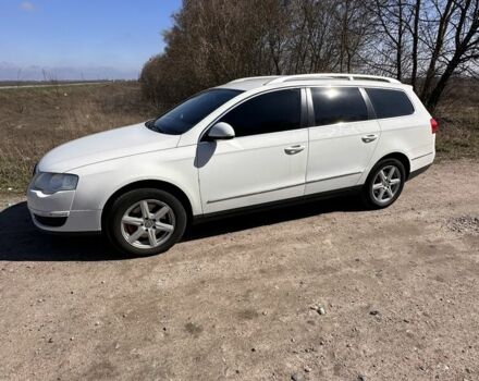 Фольксваген Пассат Варіант 2010 у Броварах на Automoto.ua Білий Фольксваген Пассат Варіант, об'ємом двигуна 1.6 л та пробігом 249 тис. км за 5900 $, фото 3 на Automoto.ua