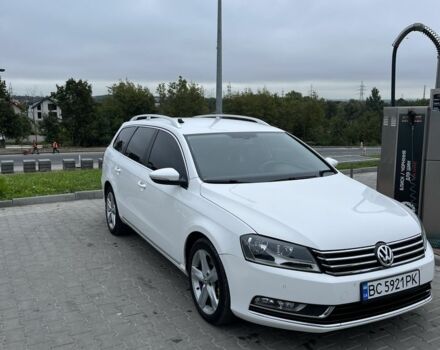 Фольксваген Пассат Вариант 2011 в Львове на Automoto.ua Белый Фольксваген Пассат Вариант, объемом двигателя 2 л и пробегом 221 тыс. км за 7800 $, фото 2 на Automoto.ua