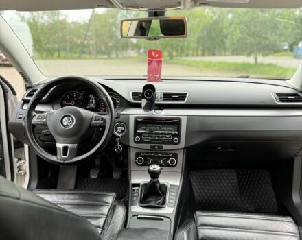 Фольксваген Пассат Варіант 2011 у Дрогобичі на Automoto.ua Білий Фольксваген Пассат Варіант, об'ємом двигуна 2 л та пробігом 278 тис. км за 8800 $, фото 5 на Automoto.ua