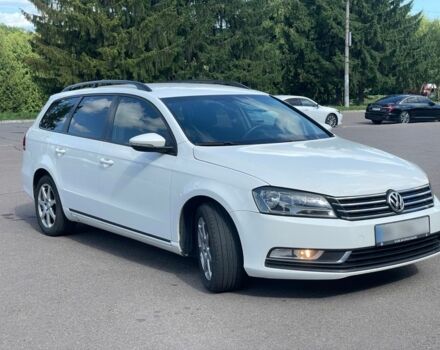 Фольксваген Пассат Вариант 2011 в Ровно на Automoto.ua Белый Фольксваген Пассат Вариант, объемом двигателя 1.6 л и пробегом 277 тыс. км за 7590 $, фото 10 на Automoto.ua