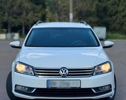 Фольксваген Пассат Вариант 2011 в Ровно на Automoto.ua Белый Фольксваген Пассат Вариант, объемом двигателя 1.6 л и пробегом 277 тыс. км за 7590 $, фото 9 на Automoto.ua