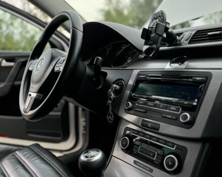 Фольксваген Пассат Варіант 2011 у Дрогобичі на Automoto.ua Білий Фольксваген Пассат Варіант, об'ємом двигуна 2 л та пробігом 278 тис. км за 8800 $, фото 6 на Automoto.ua