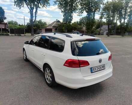 Белый Фольксваген Пассат Вариант, объемом двигателя 1.6 л и пробегом 408 тыс. км за 7500 $, фото 3 на Automoto.ua