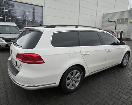 Фольксваген Пассат Вариант 2011 в Черновцах на Automoto.ua Белый Фольксваген Пассат Вариант, объемом двигателя 1.6 л и пробегом 234 тыс. км за 7500 $, фото 3 на Automoto.ua