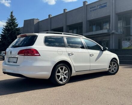 Фольксваген Пассат Вариант 2011 в Ровно на Automoto.ua Белый Фольксваген Пассат Вариант, объемом двигателя 1.6 л и пробегом 277 тыс. км за 7590 $, фото 14 на Automoto.ua