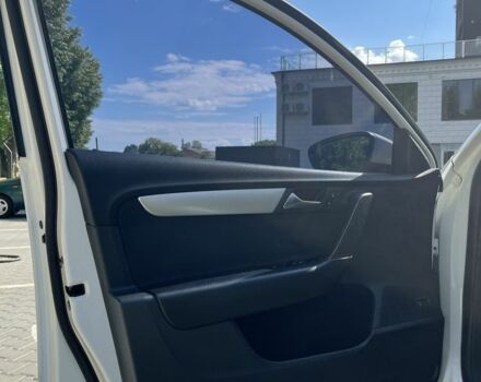 Фольксваген Пассат Вариант 2011 в Хмельницком на Automoto.ua Белый Фольксваген Пассат Вариант, объемом двигателя 2 л и пробегом 288 тыс. км за 7800 $, фото 19 на Automoto.ua