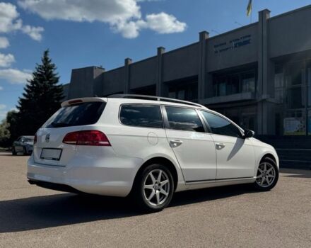 Фольксваген Пассат Вариант 2011 в Ровно на Automoto.ua Белый Фольксваген Пассат Вариант, объемом двигателя 1.6 л и пробегом 277 тыс. км за 7590 $, фото 15 на Automoto.ua
