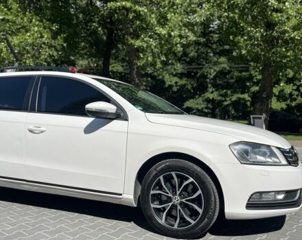 Фольксваген Пассат Вариант 2011 в Хмельницком на Automoto.ua Белый Фольксваген Пассат Вариант, объемом двигателя 2 л и пробегом 288 тыс. км за 7800 $, фото 12 на Automoto.ua