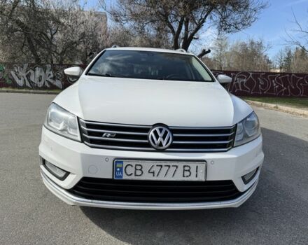 Белый Фольксваген Пассат Вариант, объемом двигателя 2 л и пробегом 320 тыс. км за 11111 $, фото 2 на Automoto.ua