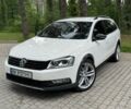 Білий Фольксваген Пассат Варіант, об'ємом двигуна 2 л та пробігом 267 тис. км за 9913 $, фото 8 на Automoto.ua