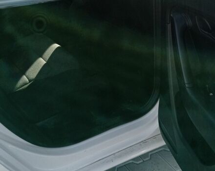 Белый Фольксваген Пассат Вариант, объемом двигателя 2 л и пробегом 330 тыс. км за 10499 $, фото 7 на Automoto.ua