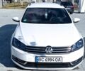 Белый Фольксваген Пассат Вариант, объемом двигателя 2 л и пробегом 330 тыс. км за 10499 $, фото 1 на Automoto.ua