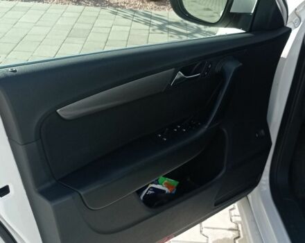 Белый Фольксваген Пассат Вариант, объемом двигателя 2 л и пробегом 330 тыс. км за 10499 $, фото 2 на Automoto.ua