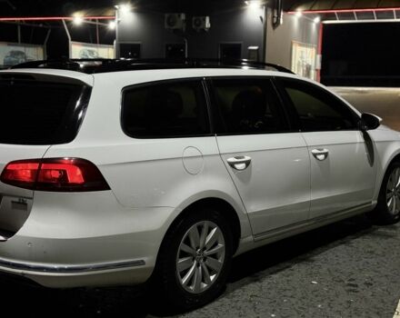 Білий Фольксваген Пассат Варіант, об'ємом двигуна 2 л та пробігом 270 тис. км за 9350 $, фото 2 на Automoto.ua