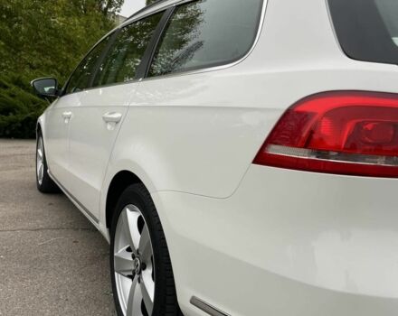 Фольксваген Пассат Варіант 2013 у Миколаєві на Automoto.ua Білий Фольксваген Пассат Варіант, об'ємом двигуна 2 л та пробігом 255 тис. км за 11600 $, фото 12 на Automoto.ua