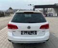 Білий Фольксваген Пассат Варіант, об'ємом двигуна 2 л та пробігом 284 тис. км за 13599 $, фото 4 на Automoto.ua
