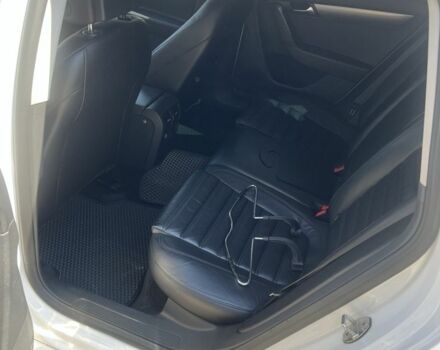 Білий Фольксваген Пассат Варіант, об'ємом двигуна 2 л та пробігом 203 тис. км за 13600 $, фото 3 на Automoto.ua