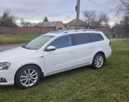 Белый Фольксваген Пассат Вариант, объемом двигателя 2 л и пробегом 240 тыс. км за 11800 $, фото 1 на Automoto.ua