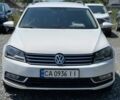 Білий Фольксваген Пассат Варіант, об'ємом двигуна 2 л та пробігом 271 тис. км за 8600 $, фото 1 на Automoto.ua