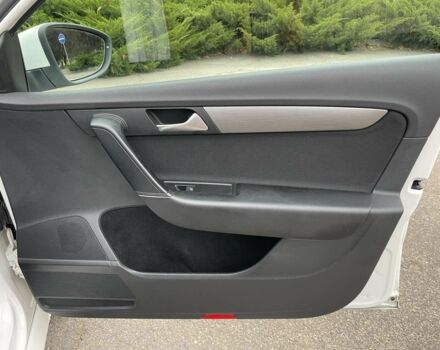 Фольксваген Пассат Варіант 2013 у Миколаєві на Automoto.ua Білий Фольксваген Пассат Варіант, об'ємом двигуна 2 л та пробігом 255 тис. км за 11600 $, фото 22 на Automoto.ua