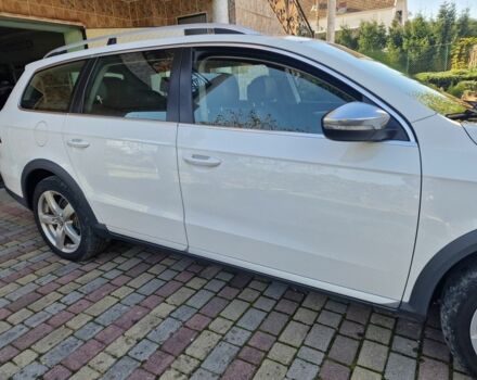 Білий Фольксваген Пассат Варіант, об'ємом двигуна 2 л та пробігом 242 тис. км за 15600 $, фото 4 на Automoto.ua