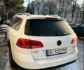 Белый Фольксваген Пассат Вариант, объемом двигателя 2 л и пробегом 300 тыс. км за 12500 $, фото 3 на Automoto.ua