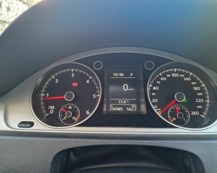 Білий Фольксваген Пассат Варіант, об'ємом двигуна 2 л та пробігом 242 тис. км за 15600 $, фото 16 на Automoto.ua