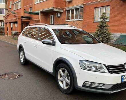 Білий Фольксваген Пассат Варіант, об'ємом двигуна 2 л та пробігом 266 тис. км за 12500 $, фото 1 на Automoto.ua