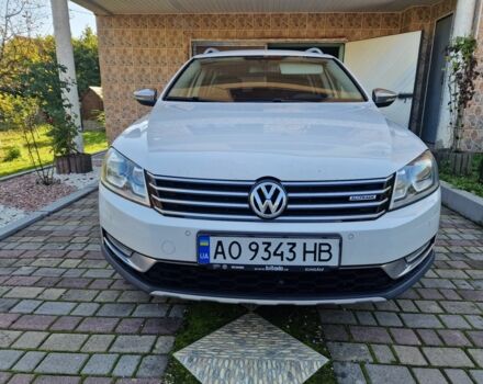 Білий Фольксваген Пассат Варіант, об'ємом двигуна 2 л та пробігом 242 тис. км за 15600 $, фото 2 на Automoto.ua