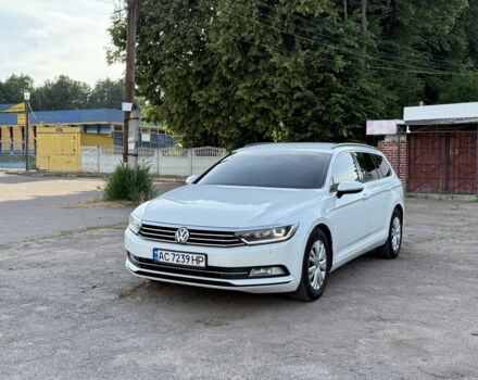 Белый Фольксваген Пассат Вариант, объемом двигателя 2 л и пробегом 325 тыс. км за 11950 $, фото 2 на Automoto.ua