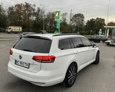 Білий Фольксваген Пассат Варіант, об'ємом двигуна 1.6 л та пробігом 216 тис. км за 13700 $, фото 7 на Automoto.ua