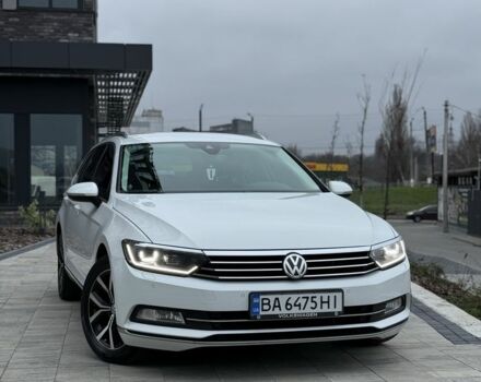 Белый Фольксваген Пассат Вариант, объемом двигателя 2 л и пробегом 256 тыс. км за 14999 $, фото 2 на Automoto.ua