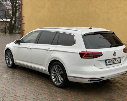 Белый Фольксваген Пассат Вариант, объемом двигателя 2 л и пробегом 275 тыс. км за 16000 $, фото 7 на Automoto.ua