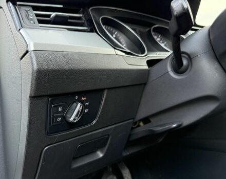 Білий Фольксваген Пассат Варіант, об'ємом двигуна 2 л та пробігом 330 тис. км за 11099 $, фото 16 на Automoto.ua