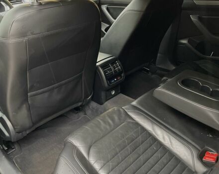 Белый Фольксваген Пассат Вариант, объемом двигателя 2 л и пробегом 275 тыс. км за 16000 $, фото 10 на Automoto.ua