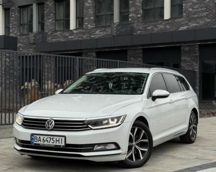 Белый Фольксваген Пассат Вариант, объемом двигателя 2 л и пробегом 256 тыс. км за 14999 $, фото 1 на Automoto.ua