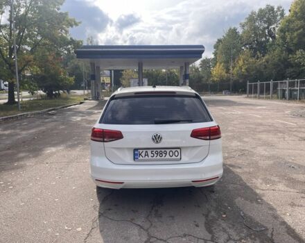 Білий Фольксваген Пассат Варіант, об'ємом двигуна 2 л та пробігом 315 тис. км за 12800 $, фото 1 на Automoto.ua