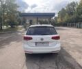 Білий Фольксваген Пассат Варіант, об'ємом двигуна 2 л та пробігом 315 тис. км за 12800 $, фото 1 на Automoto.ua
