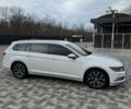 Белый Фольксваген Пассат Вариант, объемом двигателя 2 л и пробегом 246 тыс. км за 12999 $, фото 2 на Automoto.ua