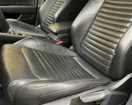 Белый Фольксваген Пассат Вариант, объемом двигателя 2 л и пробегом 275 тыс. км за 16000 $, фото 14 на Automoto.ua