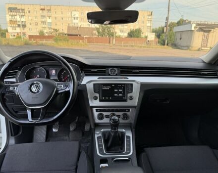 Білий Фольксваген Пассат Варіант, об'ємом двигуна 2 л та пробігом 330 тис. км за 11099 $, фото 14 на Automoto.ua