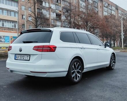 Білий Фольксваген Пассат Варіант, об'ємом двигуна 2 л та пробігом 252 тис. км за 16500 $, фото 2 на Automoto.ua
