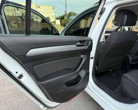 Білий Фольксваген Пассат Варіант, об'ємом двигуна 2 л та пробігом 330 тис. км за 11099 $, фото 15 на Automoto.ua