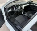 Белый Фольксваген Пассат Вариант, объемом двигателя 2 л и пробегом 325 тыс. км за 11950 $, фото 10 на Automoto.ua